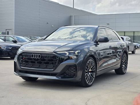 New 2026 Audi SQ8 Prestige AWD/4WD image 6