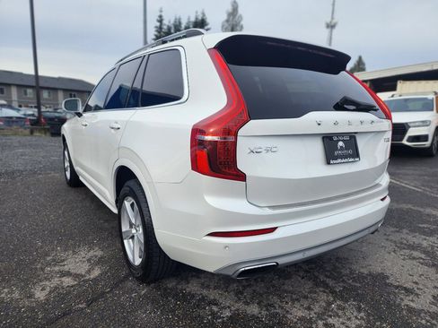 Used 2016 Volvo XC90 T5 Momentum image 7