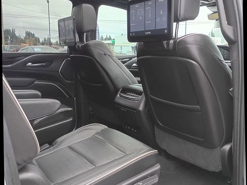 Used 2021 Cadillac Escalade ESV Sport w/ Driver Assist Tech Package image 24