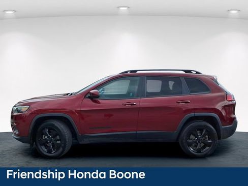 Used 2020 Jeep Cherokee Latitude Plus AWD/4WD image 16