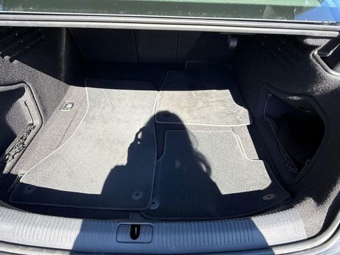 Used 2019 Audi A4 2.0T Premium w/ Convenience Package image 19