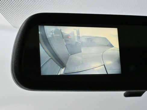 Used 2023 GMC Savana 2500 w/ Driver Convenience Package image 19