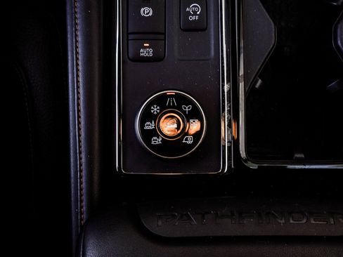 Used 2023 Nissan Pathfinder Rock Creek image 19