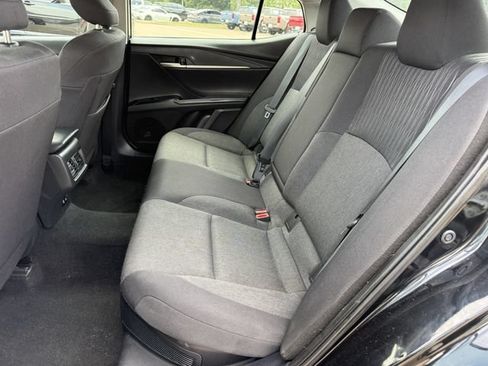 Used 2025 Toyota Camry LE FWD image 27