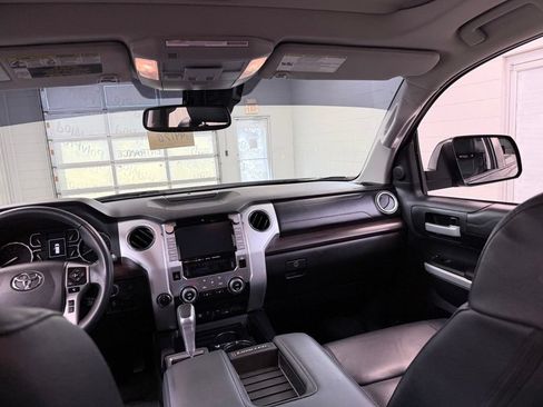 Used 2021 Toyota Tundra Limited w/ Limited Premium Package AWD/4WD image 31