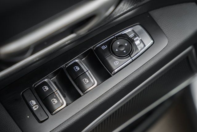 Used 2025 Kia Telluride S AWD/4WD image 50