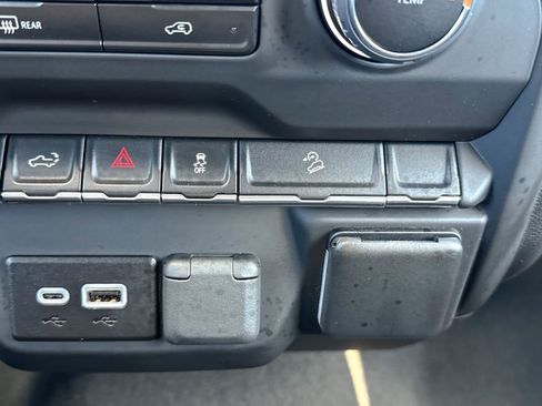 Certified 2024 Chevrolet Silverado 1500 Custom Trail Boss w/ LPO, Dark Essentials Package image 33