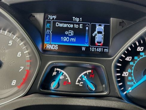 Used 2015 Ford Escape SE w/ Equipment Group 201A FWD image 16