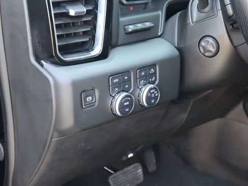 Used 2024 GMC Sierra 1500 Denali w/ Technology Package AWD/4WD image 25
