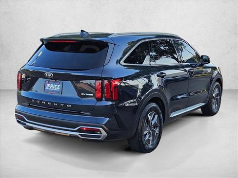 Used 2021 Kia Sorento EX FWD image 5