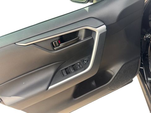 Used 2025 Toyota RAV4 LE w/ Blackout Package (GST) FWD image 19
