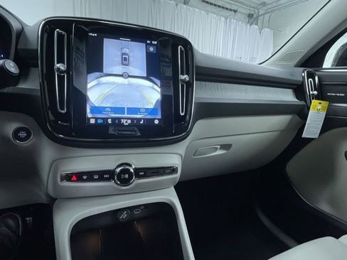New 2025 Volvo XC40 B5 Plus w/ Protection Package Premier image 11