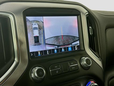 Used 2021 GMC Sierra 2500 SLT w/ SLT Premium Package AWD/4WD image 17