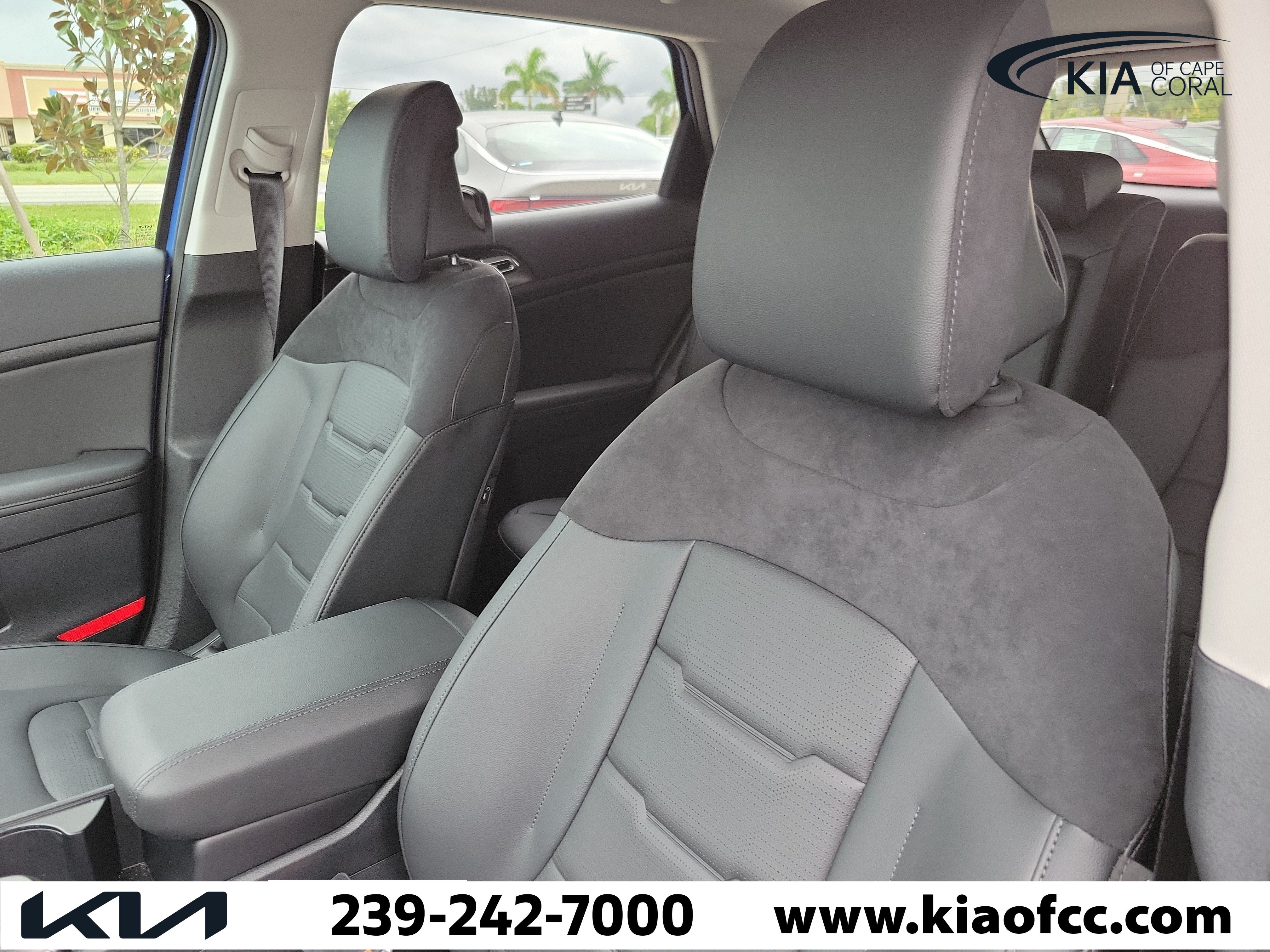New 2026 Kia Sportage SX FWD image 31