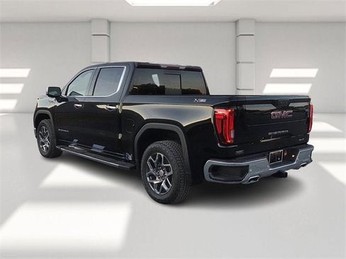 New 2026 GMC Sierra 1500 SLT w/ SLT Premium Plus Package image 3
