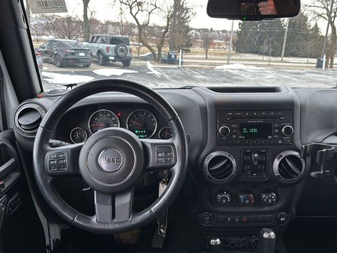 Used 2015 Jeep Wrangler Unlimited Sport w/ Quick Order Package 24S image 17