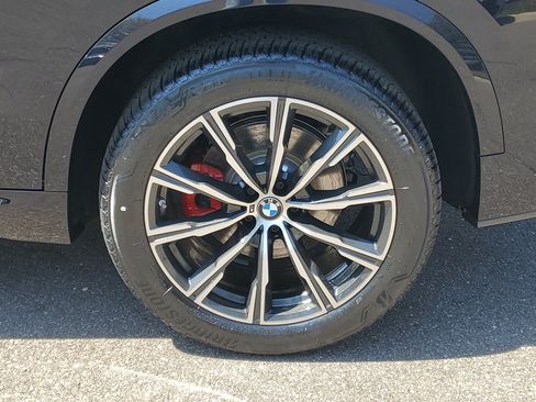 New 2026 BMW X5 xDrive40i w/ M Sport Package AWD/4WD image 28
