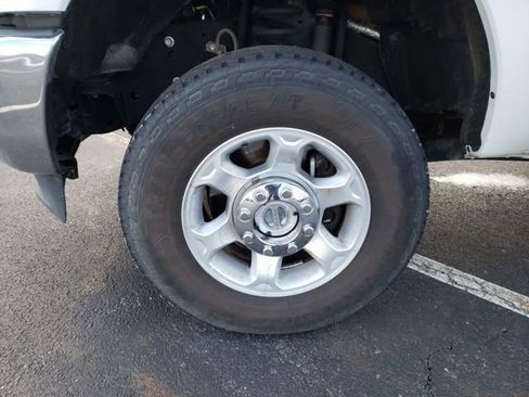 Used 2014 Ford F250 XL w/ Power Equipment Group image 24