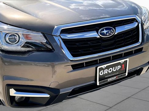 Used 2018 Subaru Forester 2.5i Touring w/ Popular Package #3B AWD/4WD image 30