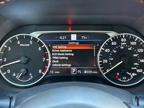 New 2025 Nissan Sentra SR image 19