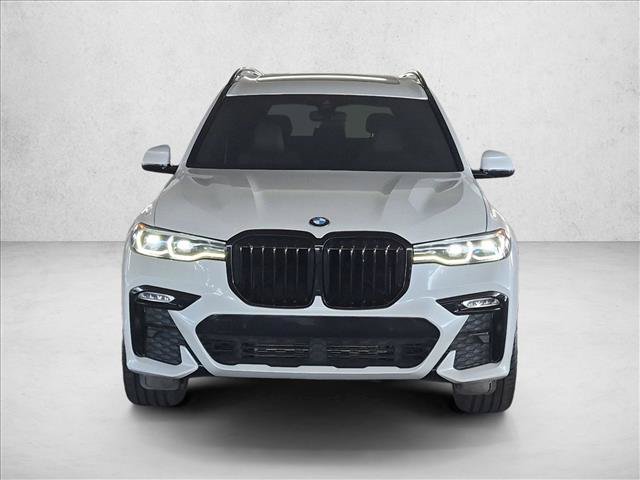 Used 2022 BMW X7 xDrive40i w/ M Sport Package AWD/4WD image 2