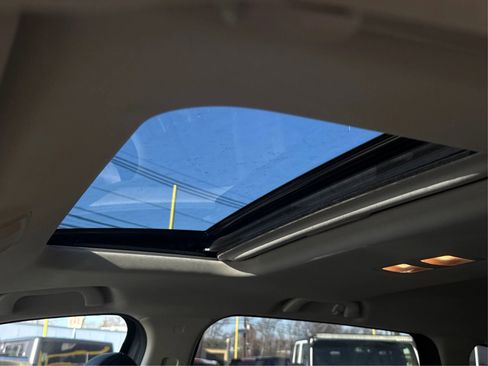 Used 2023 MAZDA CX-9 Touring image 19