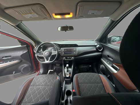 Used 2018 Nissan Kicks SR w/ Exterior Package FWD image 21