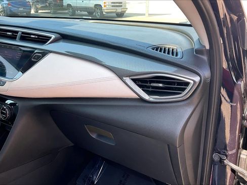 Used 2020 Buick Encore GX Select w/ Sport Touring Package image 18