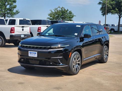 New 2025 Jeep Wagoneer S Limited image 2