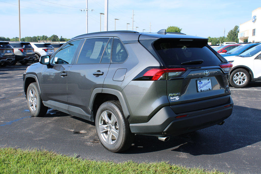 Used 2025 Toyota RAV4 XLE FWD image 7