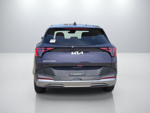 New 2026 Kia Sportage LX FWD image 5