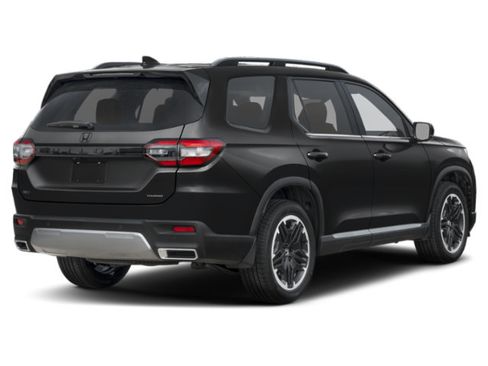 New 2026 Honda Pilot Touring image 2