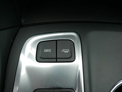 Used 2020 Chevrolet Equinox LT AWD/4WD image 35
