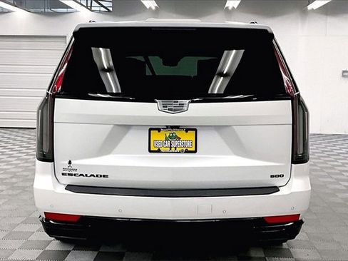 Used 2022 Cadillac Escalade ESV Sport Platinum image 4