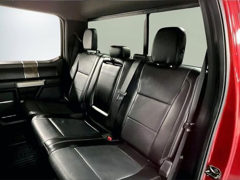 Used 2017 Ford F250 Lariat w/ Chrome Package image 23