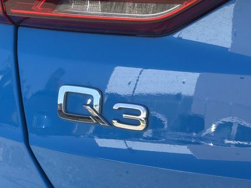 Used 2023 Audi Q3 2.0T Premium image 22