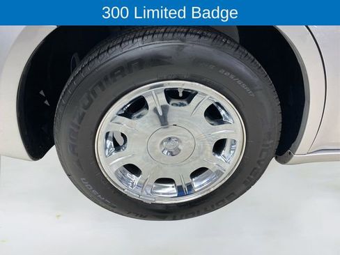 Used 2006 Chrysler 300 Touring image 16