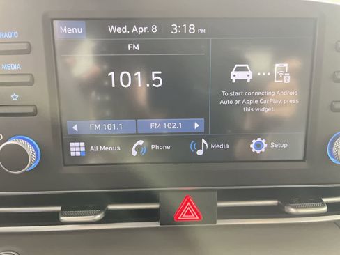 Used 2025 Hyundai Elantra Sport FWD image 18