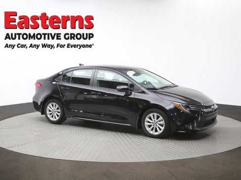Used 2023 Toyota Corolla LE w/ LE Convenience Package image 47