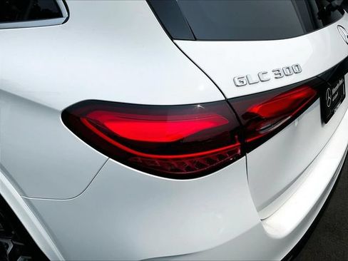 Certified 2023 Mercedes-Benz GLC 300 4MATIC image 24