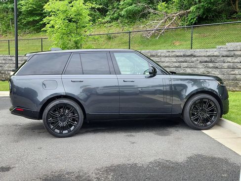 New 2026 Land Rover Range Rover SE AWD/4WD image 11