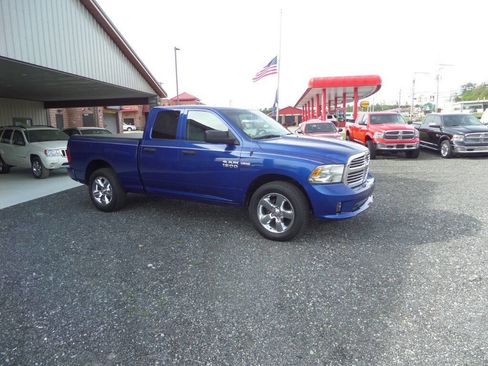 Used 2018 RAM 1500 Express w/ Express Value Package image 3