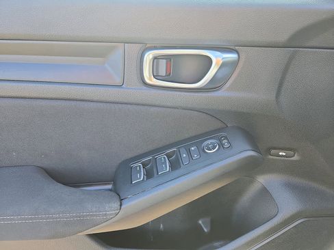 Used 2025 Honda Civic Sport image 14