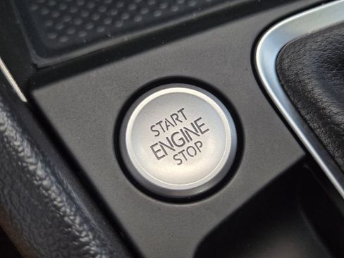 New 2027 Volkswagen Jetta SE FWD image 22