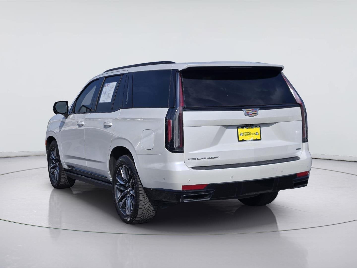 Used 2024 Cadillac Escalade Sport w/ Touring Package AWD/4WD image 6