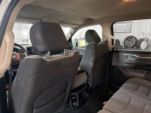 Used 2019 RAM 1500 Big Horn AWD/4WD image 9