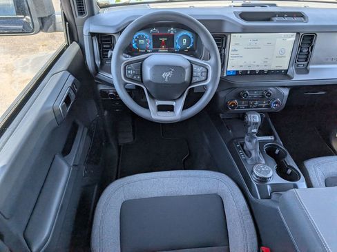 New 2026 Ford Bronco 4-Door AWD/4WD image 8