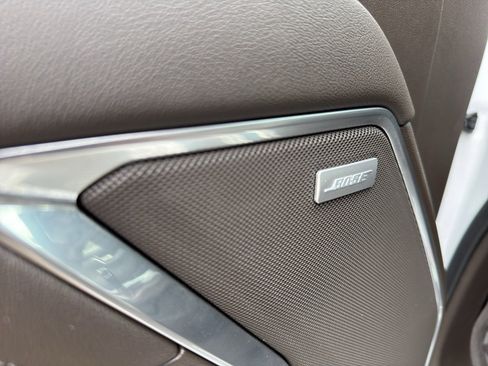 Used 2023 Chevrolet Silverado 1500 LTZ image 13