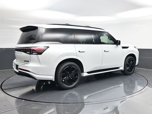New 2026 INFINITI QX80 4WD image 3