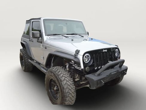 Used 2013 Jeep Wrangler Sport AWD/4WD image 13